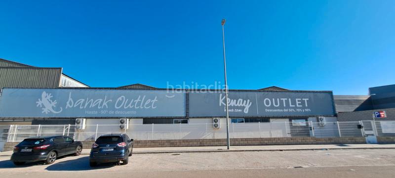 Foto 6c84e020-2ce5-4153-9719-92500303bfa7. Bâtiment à usage industriel dans carrer pintor segrelles 4 dans Alfafar