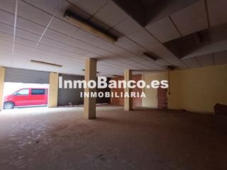 Local Comercial a Carrer de la reina isabel ii 14. Sin comisión de agencia