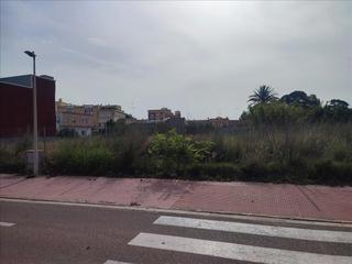 Terreny residencial a Carrer mestre josé vives 1. Sin comisión de agencia