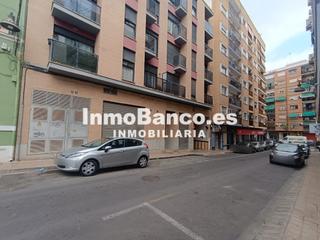 Local Comercial a Calle isabel de villena 4. Sin comisión de agencia