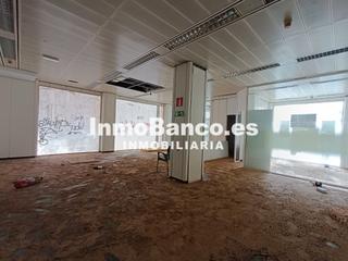 Geschäftsraum in Avinguda llevant 30. Sin comisión