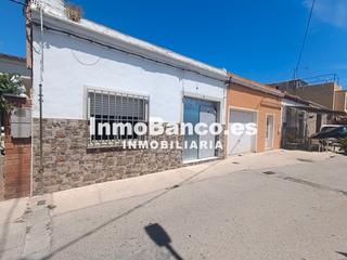 Casa adossada a Carrer sant vicent roda 13. Inmueble en periodo de subasta, sin comisión de agencia