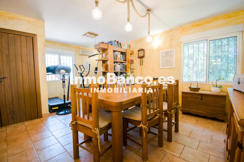 Foto 22009dbb-7c87-49d8-a3ab-864ec1df91f8. Chalet dans avenida buenos aires 200 dans Sierra Perenchiza-Cumbres de Calicanto-Sto Domingo Chiva