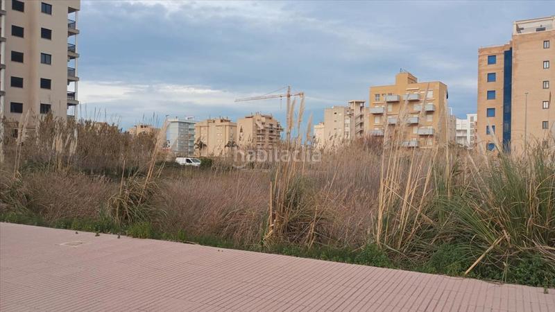 Foto 76845809-78e0-4fb9-9197-1ea6d3d82abd. Terreny residencial a carrer muntanyar 30 a Piles