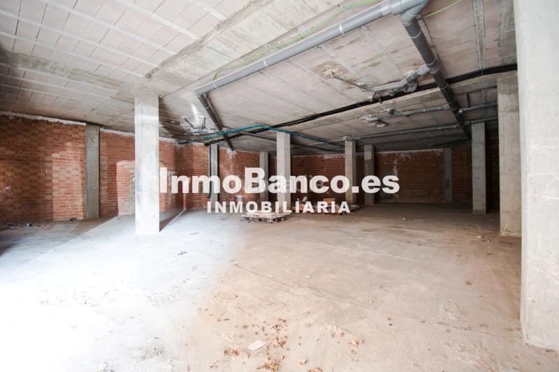 Foto 78b16f1d-7bc6-487c-b871-cb20539e9aba. Locale commerciale in carrer de valència 54 in Zona Calle Valencia Torrent