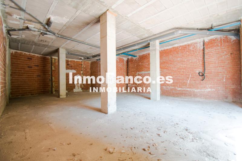 Foto 14caa61f-d639-4362-96e9-f02298bd5184. Local commercial dans carrer de valència 56 dans Zona Calle Valencia Torrent