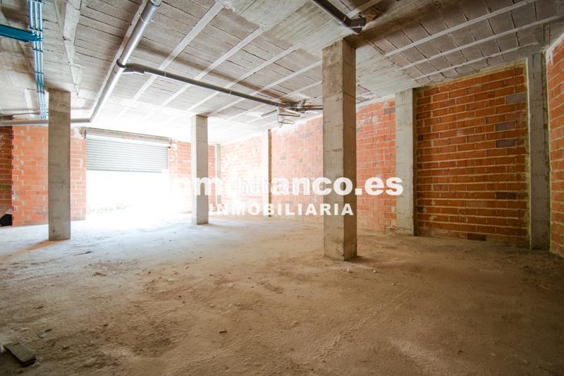 Foto 9eace8ce-71d7-450f-804c-45c2f2a2d239. Local commercial dans carrer de valència 56 dans Zona Calle Valencia Torrent