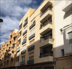 Pis  Carrer l'alacantí 40. Ocupado, no visitable, no hipotecable
