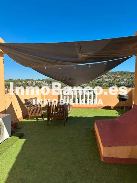 Foto 5e589e6d-9503-4f52-8ea1-06c7d8ae3418. Xalet amb aparcament piscina a El Bosque Chiva