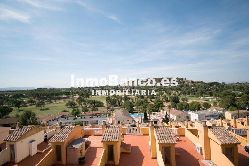 Foto 6281429f-6972-4127-b9a2-4b6f1bec8358. Xalet amb aparcament piscina a El Bosque Chiva
