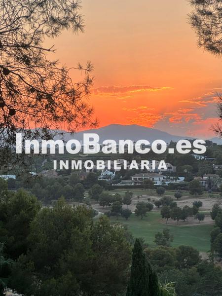 Foto 7ddc1446-987e-466d-8813-8803c3d932c9. Xalet amb aparcament piscina a El Bosque Chiva