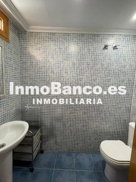 Foto d3037456-0a62-4a66-8e88-e1cf0015a327. Xalet amb aparcament piscina a El Bosque Chiva