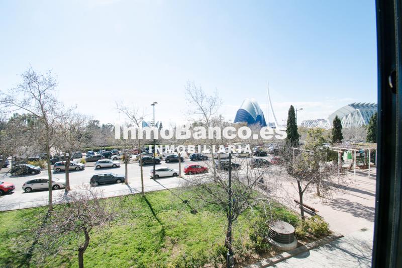 Foto f685f9a8-26e4-4d55-8192-a4930016b05f. Lloguer pis amb calefacció aparcament a Penya-Roja - Avda. Francia Valencia