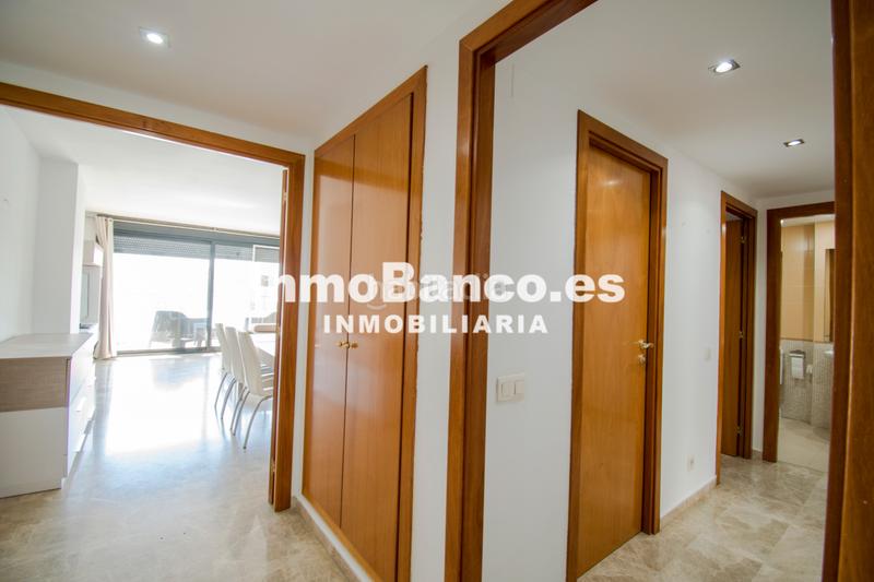 Foto b3a944f7-df61-4701-87f5-a1b8d45dbb9c. Miete etagenwohnung mit heizung parking in Penya-Roja - Avda. Francia Valencia