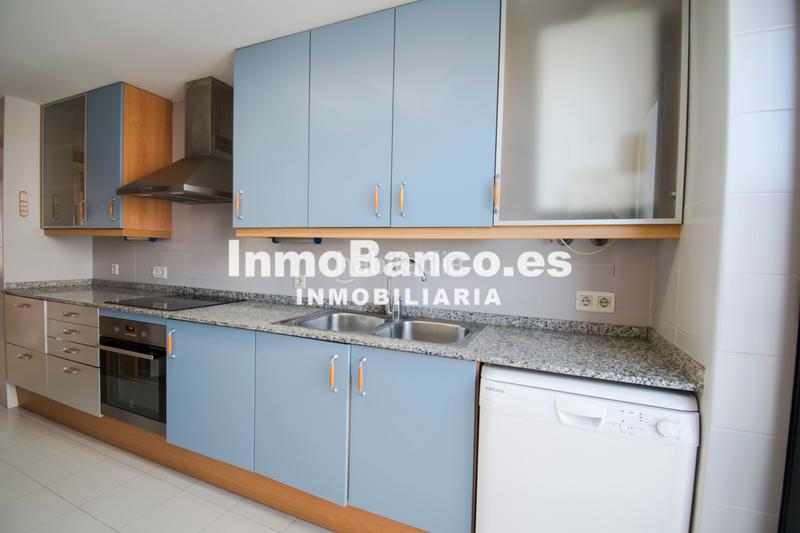 Foto 5dca2737-42f7-4c2f-ab1a-e792eac7a642. Rent flat with heating parking in Penya-Roja - Avda. Francia Valencia
