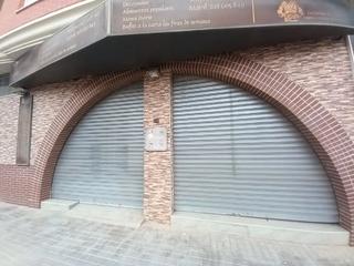 Local commercial à Avinguda d'en bautista soler i crespo 33. Sin comisión de agencia
