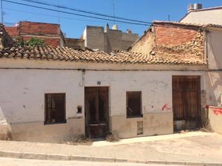 Terreno residencial en Carrer de l'escaleta 18. Sin comisión de agencia