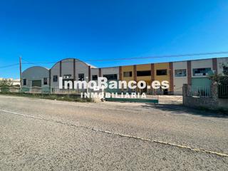 Nave industrial en Carretera de madrid 328. Sin comisión de agencia