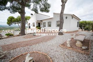 Chalet  Carrer la lluna 19. Chalet en cumbres de calicanto