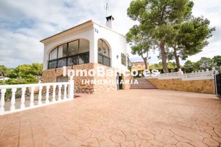 Chalet en Carrer la lluna 19. Chalet en cumbres de calicanto