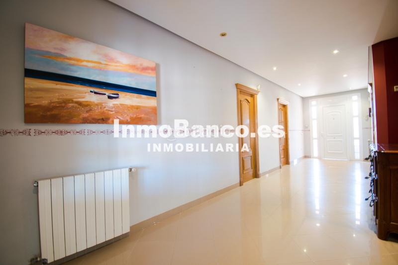 Foto 4faae3ca-d7a5-4a47-b45c-cc0c095d70ed. Chalet casa / chalet en venta de 450 m2 en Sierra Perenchiza-Cumbres de Calicanto-Sto Domingo Chiva