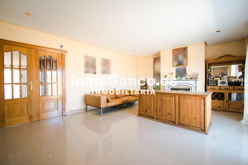 Foto dc80b20b-a0d6-4228-b31c-ae69a3f9d40e. Chalet casa / chalet en venta de 450 m2 en Sierra Perenchiza-Cumbres de Calicanto-Sto Domingo Chiva