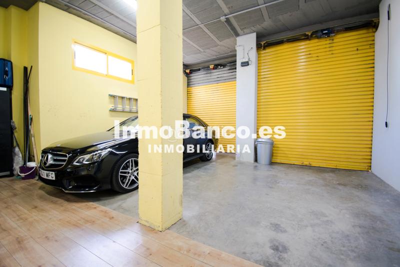 Foto 03fdd204-414a-4772-bbe0-77778f251a97. Chalet dans calle paiporta 12 dans Cumbres de Calicanto Torrent