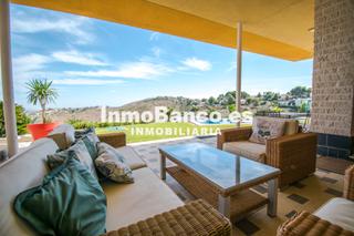 Xalet a Calle paiporta 12. Chalet independiente con maravillosas vistas