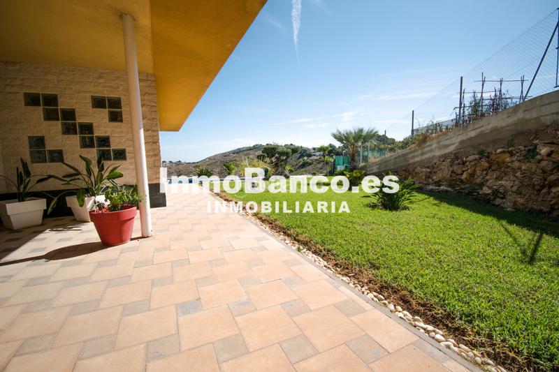 Foto c89e26de-d7d4-4fb2-a1ad-7c5dbd1b2878. Chalet dans calle paiporta 12 dans Cumbres de Calicanto Torrent