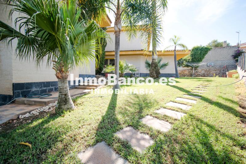 Foto e9bc3041-be94-4fc4-82a8-1224958ecfed. Chalet dans calle paiporta 12 dans Cumbres de Calicanto Torrent