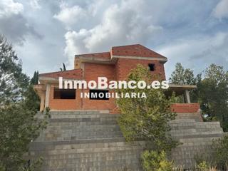 Chalet  Urbanización altury 3 11. Suelo con estructura, sin comisión de agencia