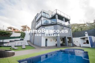 Rent Chalet in Sierra Perenchiza-Cumbres de Calicanto-Sto Domingo. Impresionante chalet amueblado y con electrodomesticos