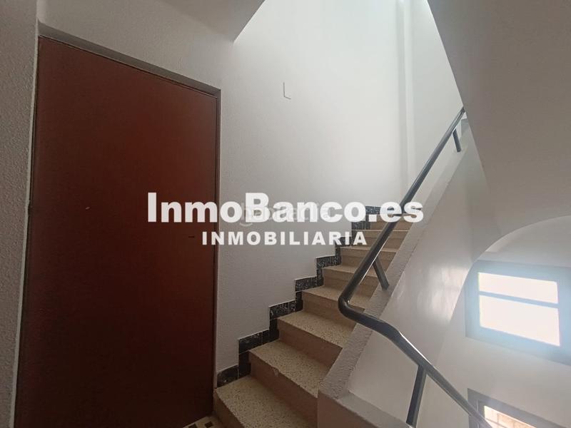 Foto 3945a7c4-0936-43c8-a012-05c4e35db58e. Piso en carrer de vicent puchol 11 subasta comercial, sin comisión de agencia en Valencia