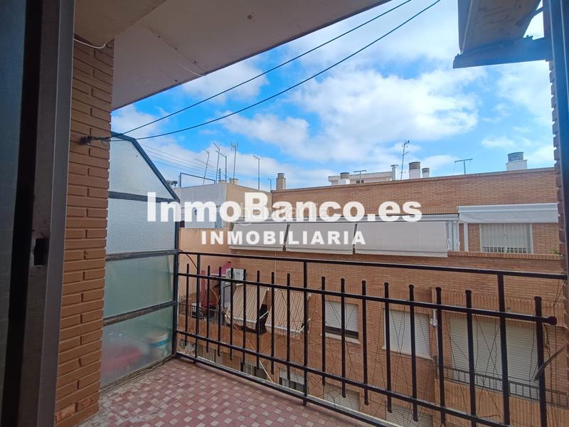 Foto 9c11b337-2c31-4176-bf91-ac9127367fd7. Piso en carrer de vicent puchol 11 subasta comercial, sin comisión de agencia en Valencia