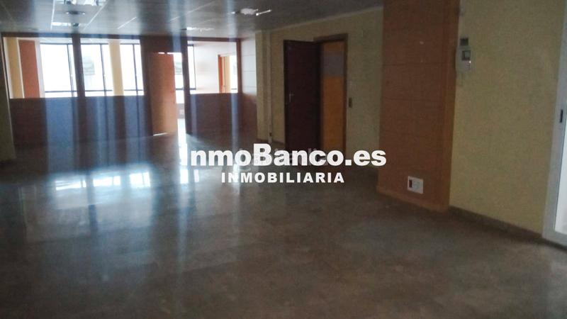 Foto 056ef9e6-0e09-4e52-90b4-9ac0d5eec2cc. Büro in calle miguel hernández 1 in Turís