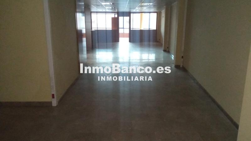 Foto 8ee876b7-ca2b-40e6-8ce3-a590879de040. Büro in calle miguel hernández 1 in Turís