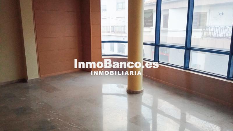 Foto e8caf68a-4dba-4f9a-ba4b-6379448252a0. Büro in calle miguel hernández 1 in Turís