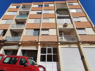 Piso en Carrer sant francesc 56. Ocupado, no se puede visitar ni hipotecar, sin comisi�n de agenc
