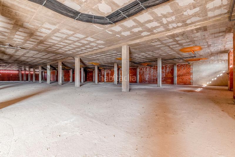 Foto 7210959e-b4e1-40be-bdb4-1cd10a17b001. Geschäftsraum in carrer de catarroja 7 in Polígono del Aeropuerto Manises