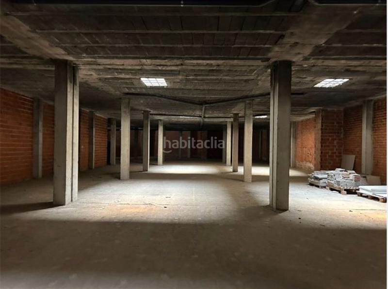 Foto 63eae210-92ab-433d-9543-385a5eb4acd7. Local comercial a carrer jardí 12 a Aldaia