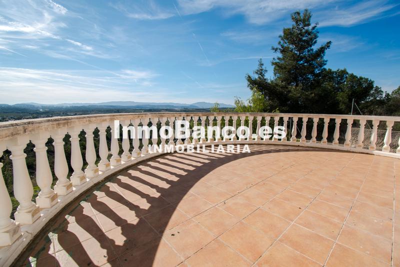 Foto 032d2a22-4d15-4cc8-873d-a1be4785bf09. Chalet in carrer la lluna 20 in Cumbres de Calicanto Torrent