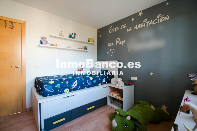 Foto 1d547797-7547-494a-b1c6-cee8fe3bb8ef. Chalet in carrer la lluna 20 in Cumbres de Calicanto Torrent