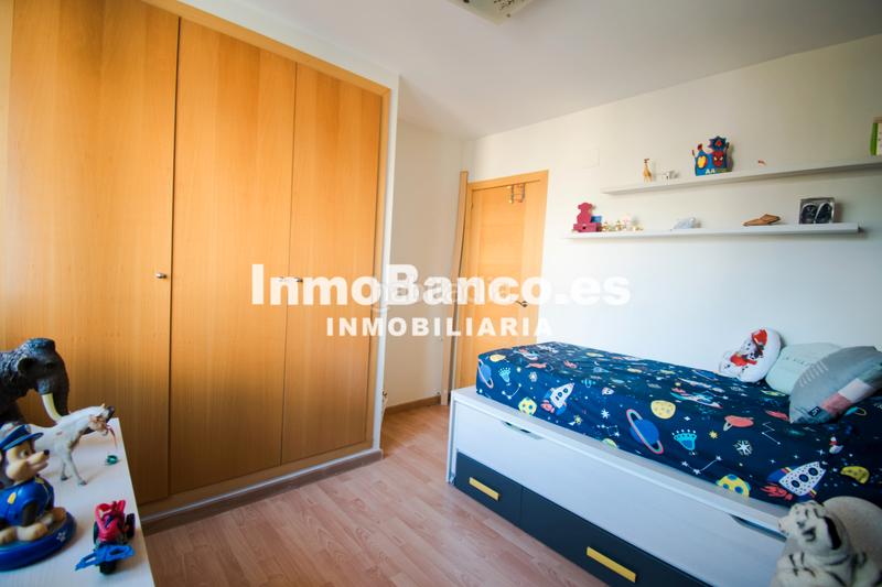 Foto 45b30934-2b1b-42c9-acf5-af13177d0aca. Chalet in carrer la lluna 20 in Cumbres de Calicanto Torrent