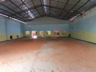 Locale commerciale in Carrer Sant Pere 68