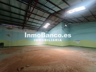 Local Comercial a Carrer sant pere 68. Sin comisión de agencia