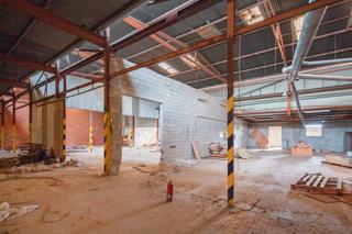 Nave industrial en I-5 albaida pol-10 88. Sin comisión de agencia