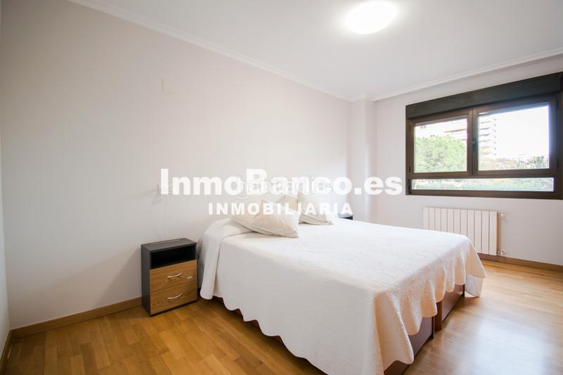 Foto afb75b5b-153c-4d74-80f1-8fb2dbe527d3. Location appartement avec chauffage parking piscine dans Valencia