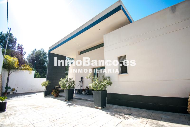 Foto 353377a2-b360-465f-9b44-507f31122a17. Chalet dans calle río jarama - santo domingo 91 dans Chiva