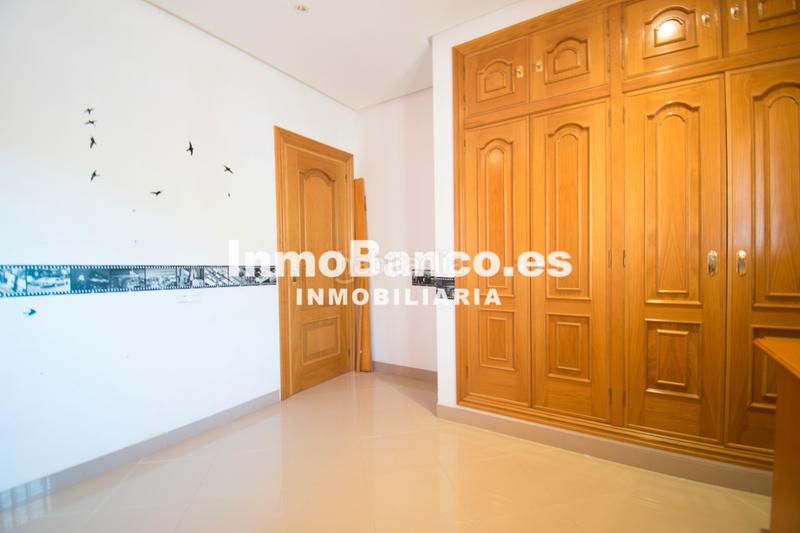 Foto 14e343d7-cd17-4316-ab32-582bd210e39f. Chalet avec cheminée chauffage parking piscine dans Chiva