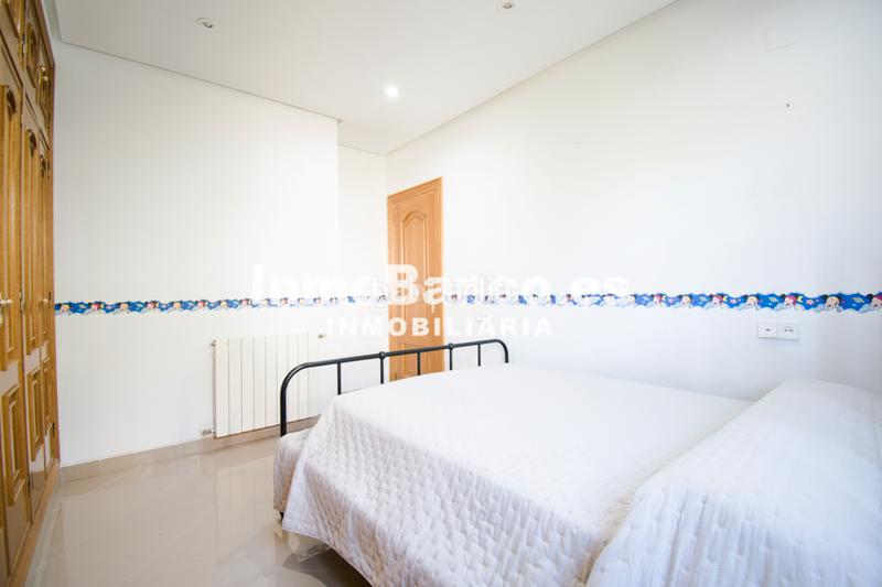 Foto a2cff8a3-d21c-4f21-ac02-86a76b2ef067. Chalet avec cheminée chauffage parking piscine dans Chiva